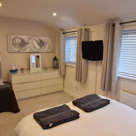 Mikes At Menai - Stylish & Spacious 3 Bed House In Menai Bridge. Екстериор снимка